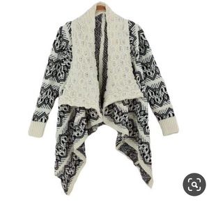 • black & white Aztec knit cardigan •